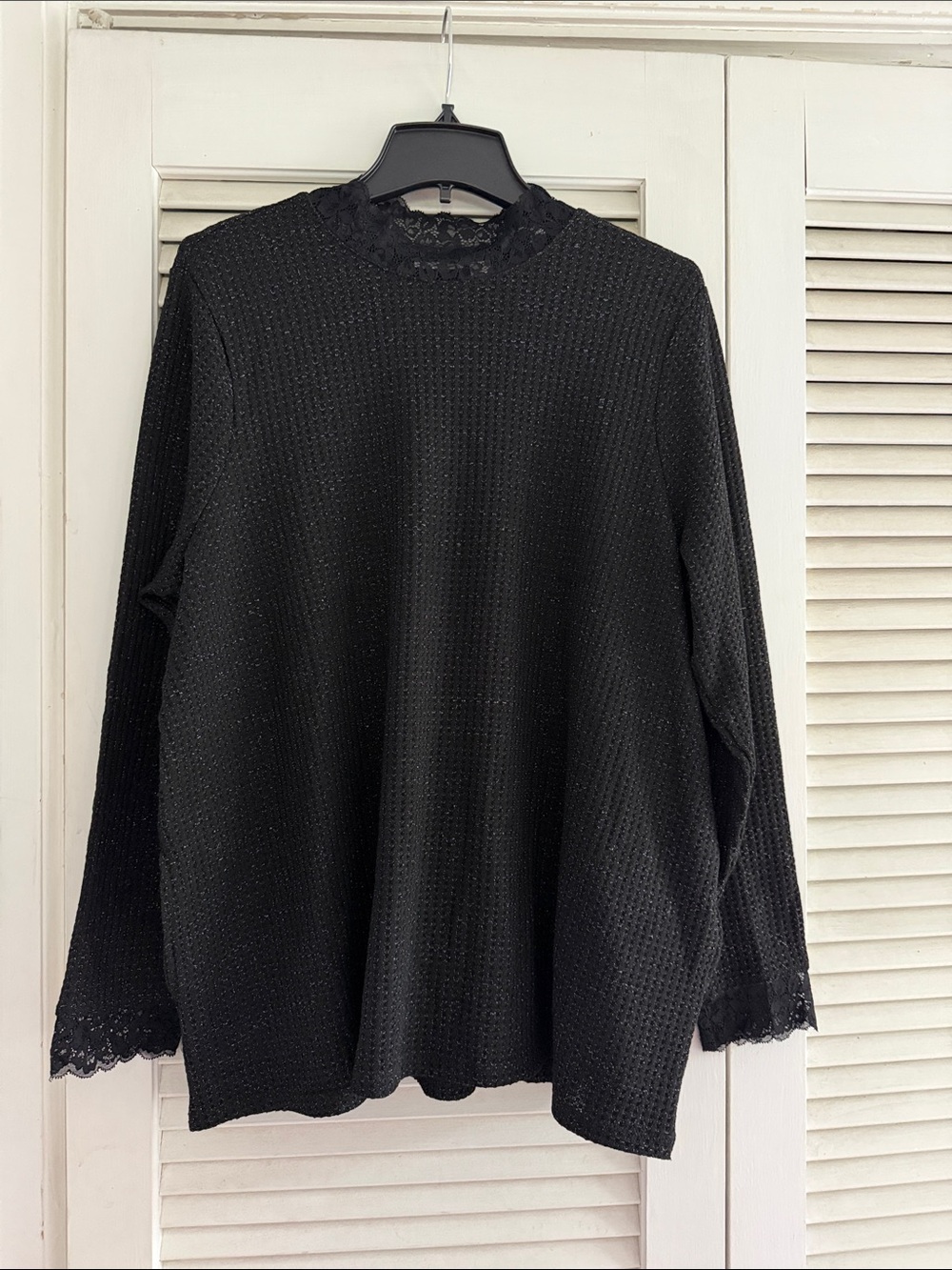 Black Women's Lace Trim Waffle Knit Sweater